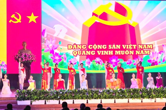 Quân khu 4 - Tiền tuyến kiên cường, hậu phương vững chắc