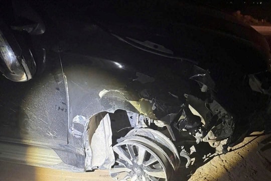 Xe ô tô gây tai nạn liên hoàn khiến 1 người chết, tài xế lái xe bỏ chạy