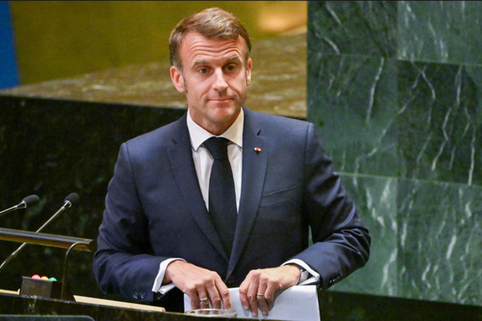 Ông Macron có thể thay mặt châu Âu đàm phán với Nga
