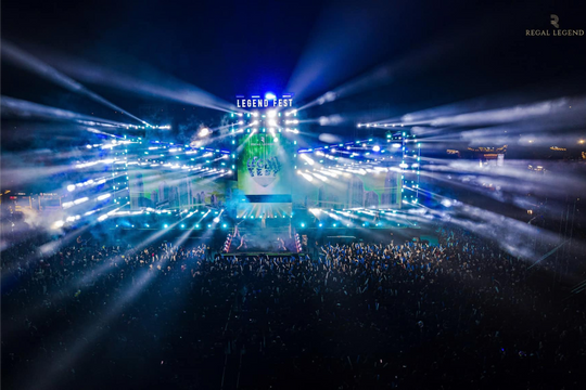 Regal Legend bật tung mùa lễ hội với dàn Celeb hot nhất Vbiz‏
