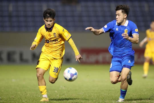 Nóng bỏng cuộc đua trụ hạng