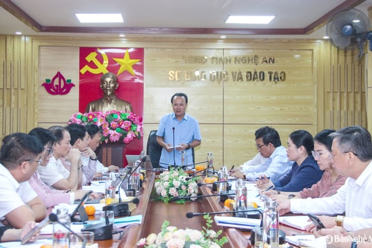 Đoàn giám sát của HĐND tỉnh Nghệ An làm việc với Sở Giáo dục và Đào tạo về quy hoạch mạng lưới trường, lớp