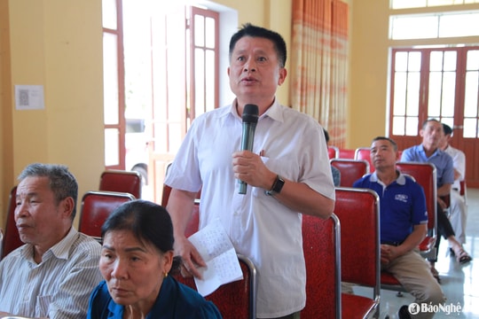 Cử tri Tân Kỳ phản ánh bất cập trong khai thác cát sỏi trên sông Con