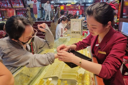 Giá vàng ngày 16/4/2025: Giá vàng trong nước và thế giới tăng đột phá lên mức 115,5 triệu đồng/lượng