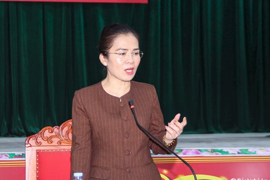 Phó Bí thư Tỉnh ủy Nghệ An Võ Thị Minh Sinh làm việc với huyện Quỳnh Lưu về sắp xếp đơn vị hành chính cấp xã