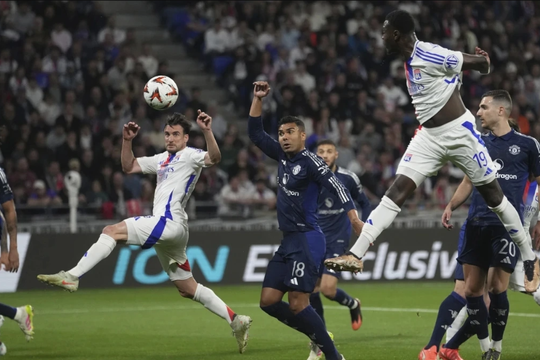 Dự đoán tỷ số MU vs Lyon: Quỷ đỏ lại gặp may