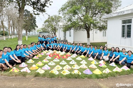 Công nhân Nghệ An hào hứng tham gia các hoạt động hướng về ngày Quốc tế Lao động