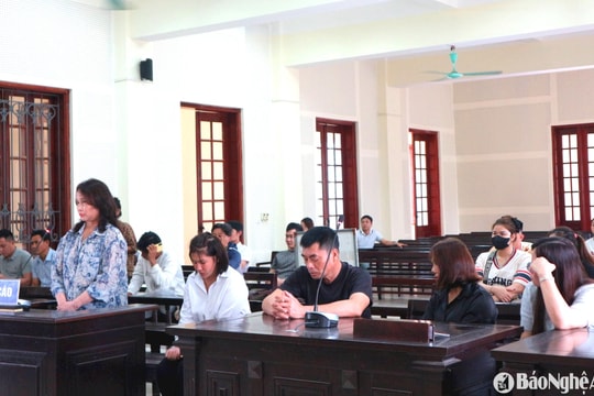 Tuyên án nhóm đối tượng tổ chức đưa người đi nước ngoài trái phép