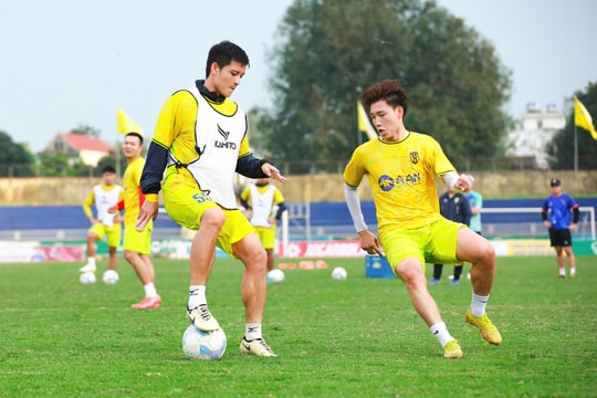 Hoàng Văn Khánh trở lại, Sông Lam Nghệ An hy vọng giành điểm trên sân Lạch Tray
