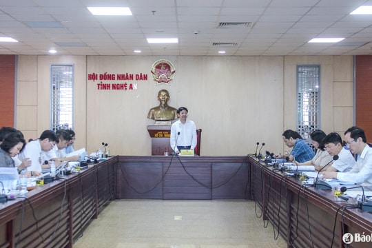 Thẩm tra 7 dự thảo nghị quyết về kinh tế - ngân sách trình HĐND tỉnh Nghệ An