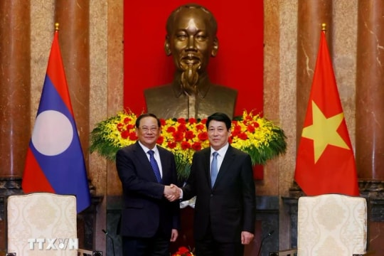 Củng cố niềm tin, tăng cường tin cậy chính trị của tình đoàn kết Việt-Lào