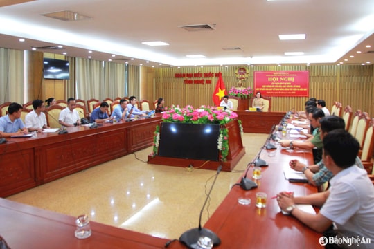 Đoàn đại biểu Quốc hội tỉnh Nghệ An lấy ý kiến góp ý dự thảo Luật Đường sắt (sửa đổi)