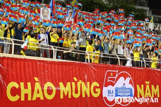 Cổ động viên Sông Lam Nghệ An tại Hà Nội lên kế hoạch đặc biệt chào mừng 50 năm Ngày Giải phóng miền Nam