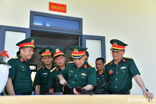 Cục Hậu cần - Kỹ thuật Quân khu 4 kiểm tra công tác an toàn vệ sinh lao động, phòng chống cháy nổ tại Nghệ An