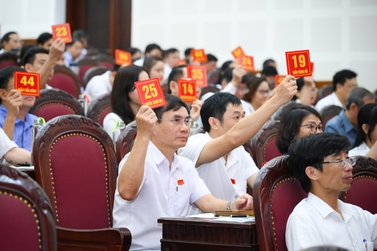 HĐND thành phố Vinh thông qua chủ trương sắp xếp các đơn vị hành chính cấp xã