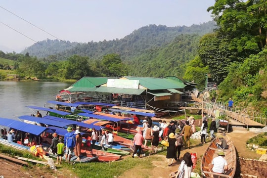 Chấn chỉnh hoạt động tự phát ở điểm đến Phà Lài trước mùa du lịch