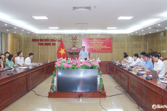 Đoàn đại biểu Quốc hội tỉnh Nghệ An lấy ý kiến góp ý dự thảo Luật Tổ chức chính quyền địa phương (sửa đổi)