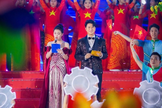 Nam MC được 'chọn mặt gửi vàng' nhiều nhất trong dịp lễ 30/4 là ai?