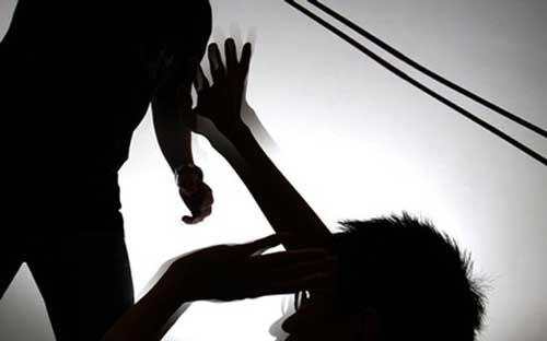 Đánh con gây thương tích, người đàn ông ở TP. Vinh bị phạt 10 triệu đồng