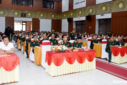 Ban liên lạc truyền thống Sư đoàn 320 Nghệ An - Hà Tĩnh gặp mặt kỷ niệm 50 năm ngày Giải phóng miền Nam, thống nhất đất nước