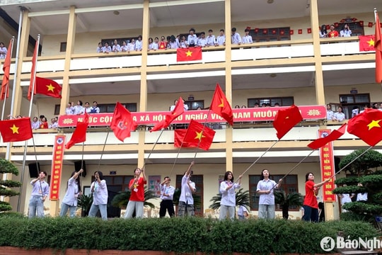 Hào khí tháng Tư hun đúc tình yêu Tổ quốc trong lòng thế hệ trẻ Nghệ An