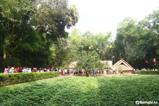 Nghe An welcomes over 1.17 million visitors during April 30 - May 1 holiday