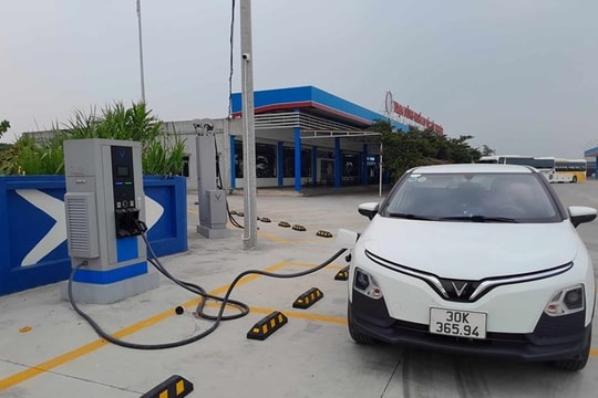 Sạc đầy pin cho ôtô điện có phải là thói quen tốt?