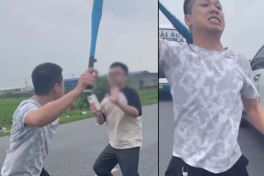 Bắt khẩn cấp tài xế xe bán tải dùng gậy bóng chày đánh người