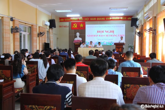 Tiếp tục đẩy mạnh thông tin về công tác sắp xếp, tinh gọn bộ máy