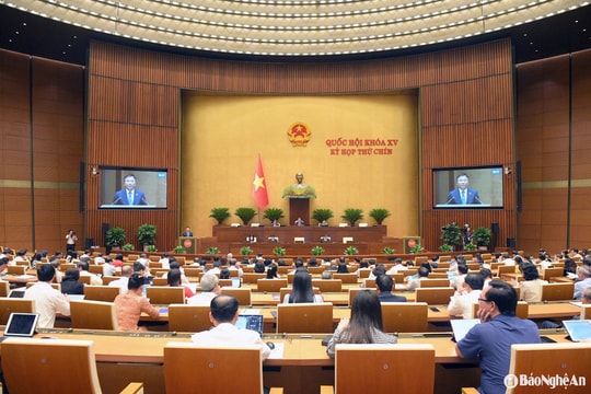 Quốc hội thông qua 2 nghị quyết, tạo cơ sở sửa đổi, bổ sung một số điều của Hiến pháp