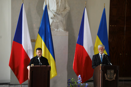 Ông Zelensky nói lệnh ngừng bắn có thể được thực thi bất cứ lúc nào