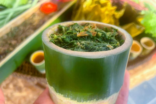 Thưởng thức chẻo lá hẹ, pá pính pép... khi về với miền Tây Nghệ An