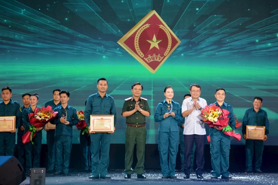 Ghi hình gameshow “Sắc màu sao vuông” quý 2 tại Quân khu 4