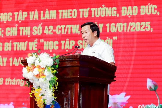 Trưởng ban Tổ chức Tỉnh ủy Nghệ An Lê Đức Cường quán triệt các nội dung mới về Đại hội Đảng các cấp