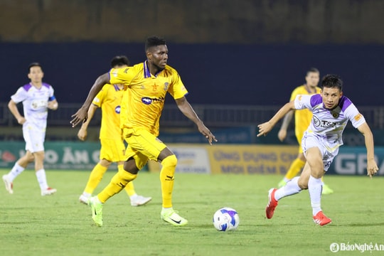 Sông Lam Nghệ An đối diện nỗi lo 'chảy máu' trụ cột ở mùa giải sau