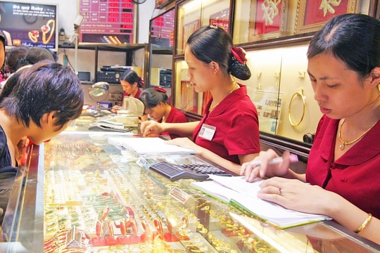 Giá vàng ngày 11/5/2025: Giá vàng trong nước và thế giới tăng gần 100 USD trong tuần