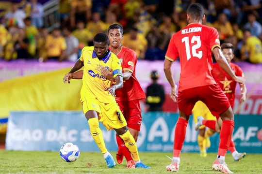 Sông Lam Nghệ An vẫn sáng cửa có điểm trên sân Hà Tĩnh