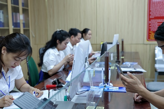 Tránh 'thừa biên chế, thiếu động lực' sau sắp xếp đơn vị hành chính