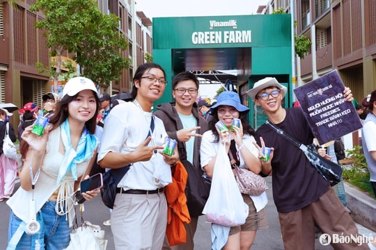 400 phép thử, 200 kiểm định: Vinamilk đặt lại chuẩn sữa tươi Việt