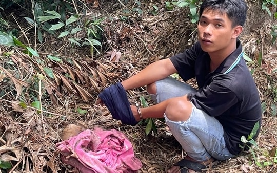 Đột nhập ủy ban phường, phá két sắt trộm hàng trăm triệu đồng