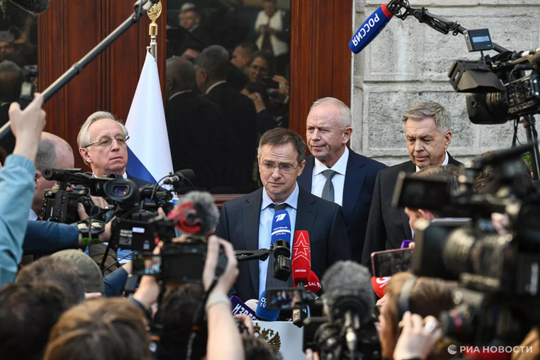 Nga nhận bản ghi nhớ hoà bình từ Ukraine