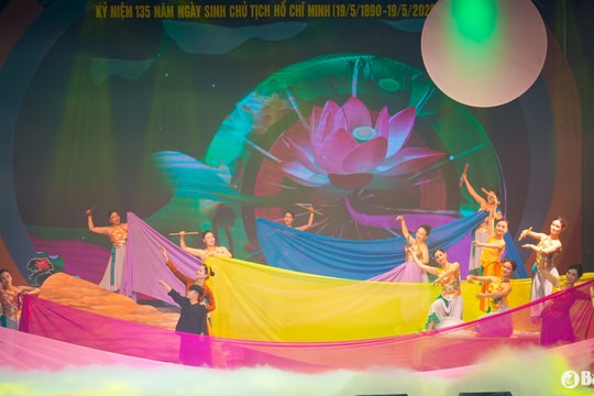 Tiếng hát Làng Sen – Giai điệu của lòng biết ơn và tự hào