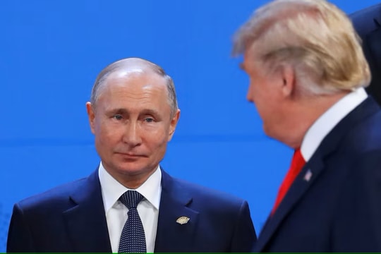 Điện đàm Trump - Putin: Nỗ lực mới cho hòa bình Ukraine trước sức ép châu Âu