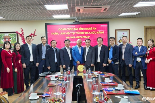 Đoàn công tác của tỉnh làm việc với Hội Đồng hương Nghệ An tại Liên bang Nga