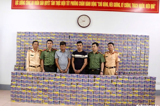 Đường dây vận chuyển 1,5 tấn pháo từ nước ngoài về Nghệ An