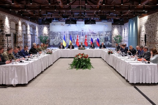 Istanbul-2: Khi ngoại giao trở lại với thực tế