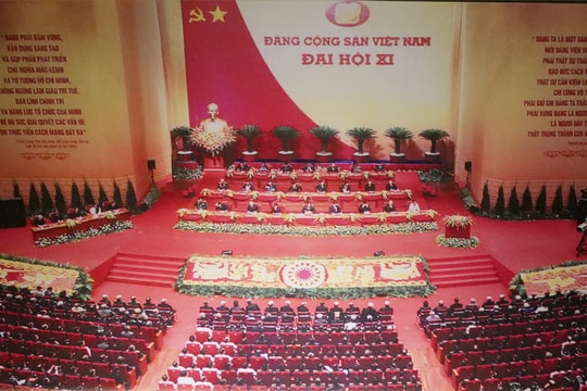 Đại hội Đảng XI: Đẩy mạnh toàn diện công cuộc đổi mới