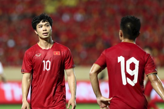 Tiền đạo Nguyễn Công Phượng trở lại đội tuyển Việt Nam sau gần hai năm vắng bóng