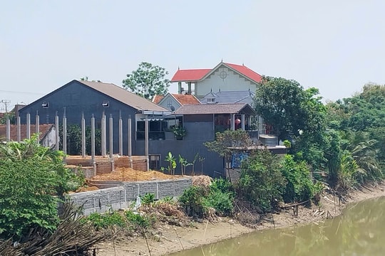 Ngăn chặn tình trạng xây nhà trái phép lấn chiếm kênh Vách Bắc