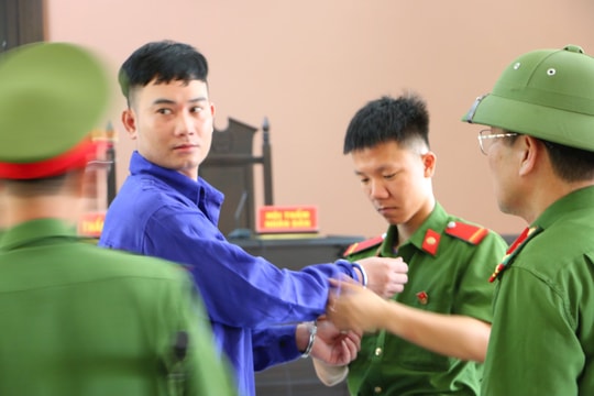 Lật tẩy chiêu trò biến hóa sổ đỏ của gã trai 22 tuổi